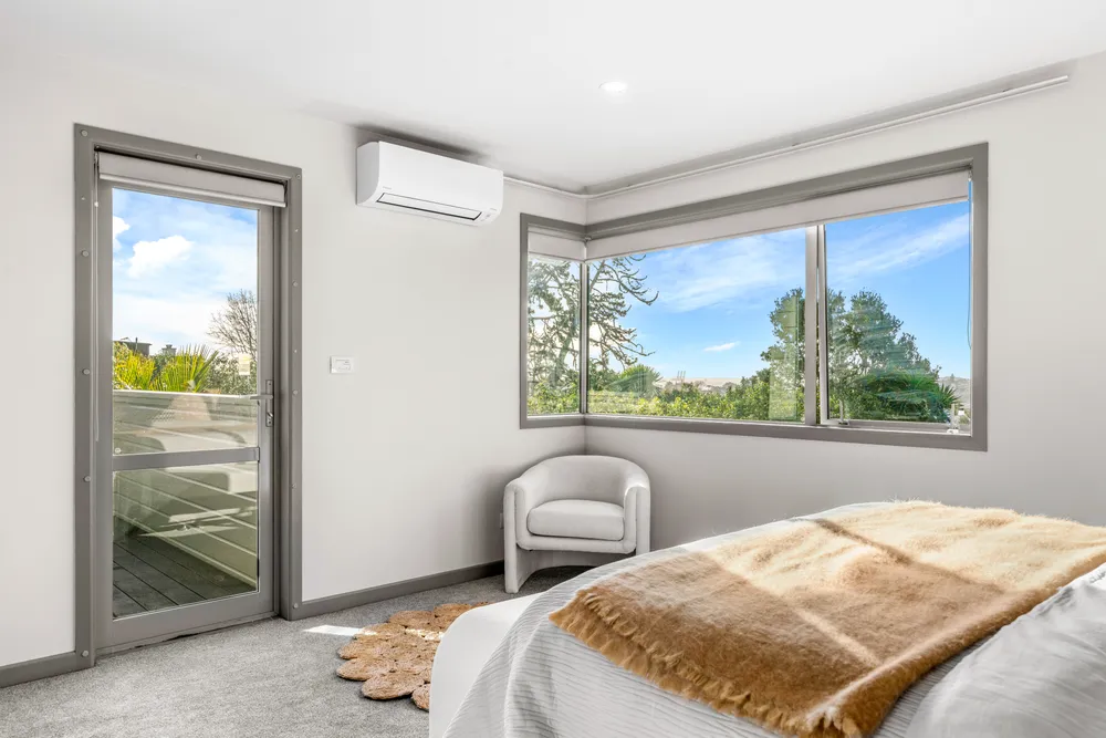Photos of 4C Waiatarua Road