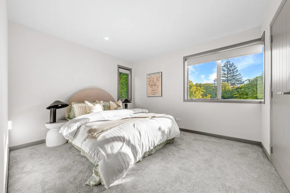 Photos of 4C Waiatarua Road