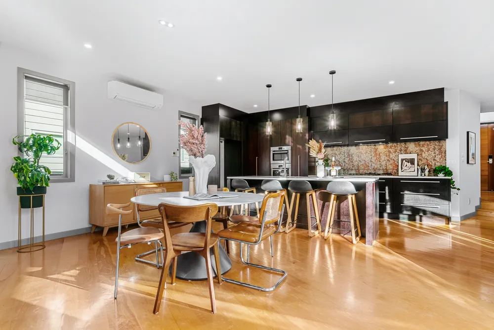 Photos of 4C Waiatarua Road
