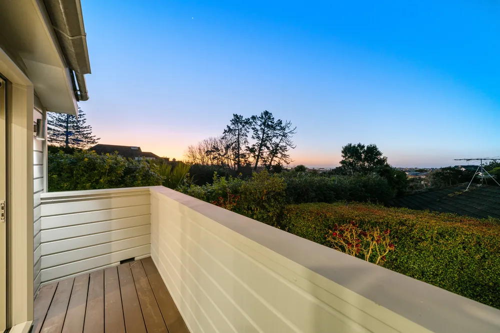 Photos of 4C Waiatarua Road
