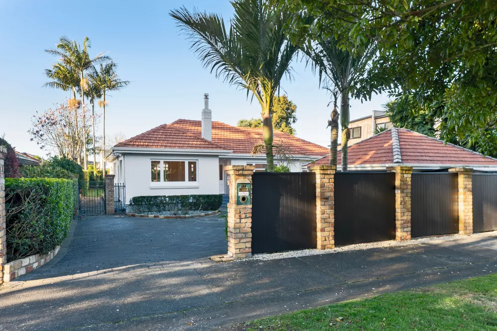 Photos of 87 Wheturangi Road
