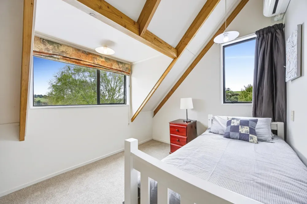 Photos of 438 Blackbridge Road