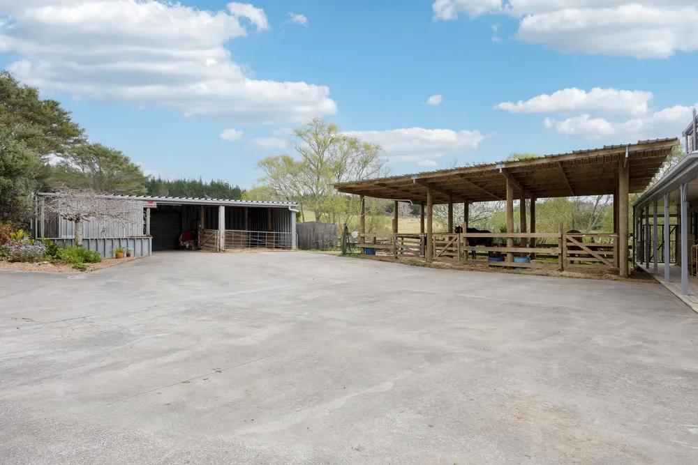 Photos of 438 Blackbridge Road