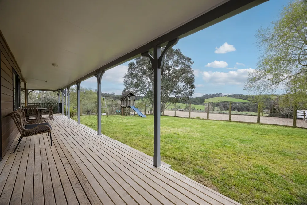 Photos of 438 Blackbridge Road