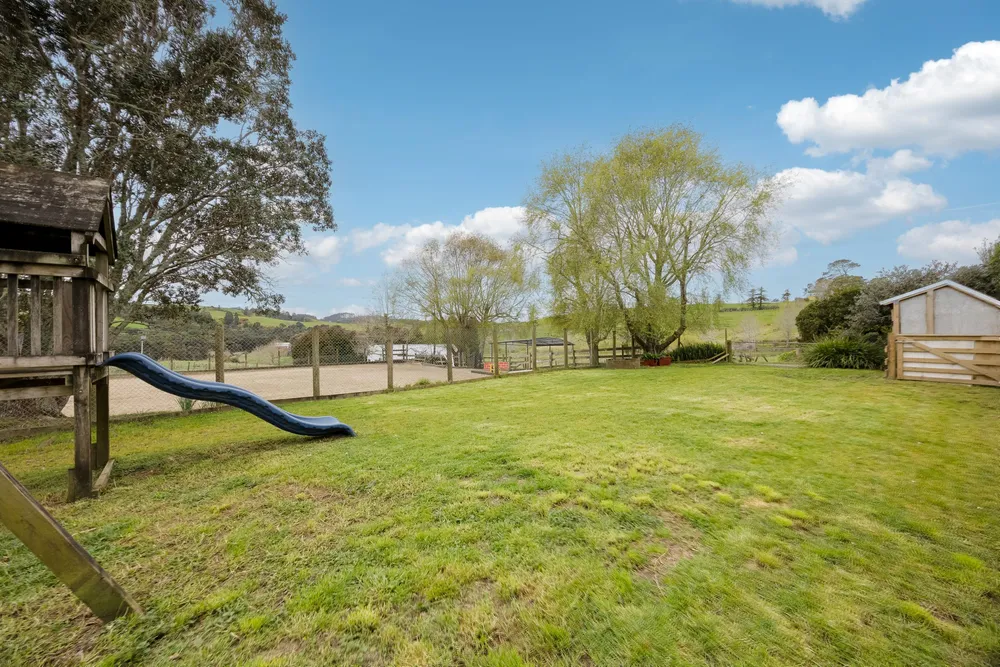 Photos of 438 Blackbridge Road
