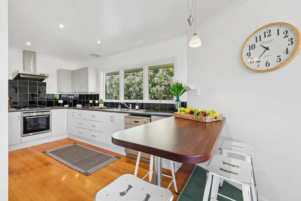 Photos of 18 Coates Road