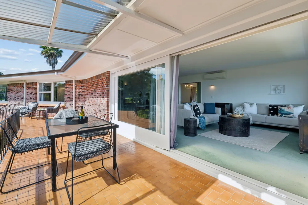 Photos of 18 Coates Road