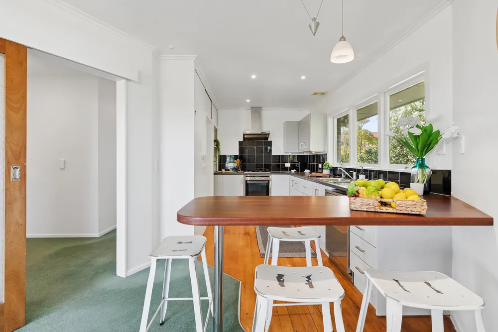 Photos of 18 Coates Road