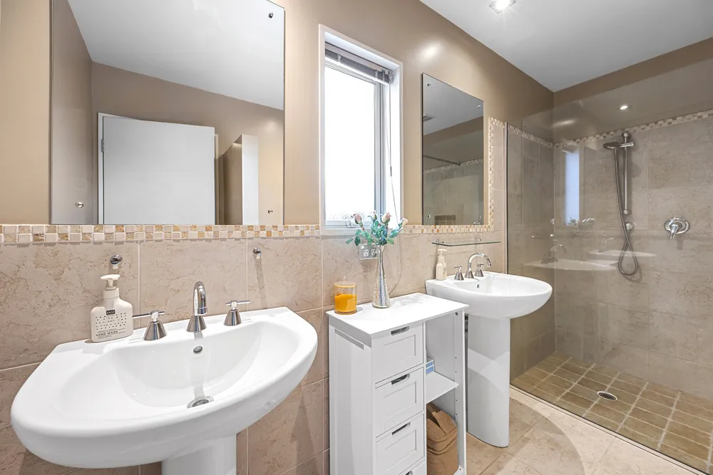 Photos of 204a Springfield Road