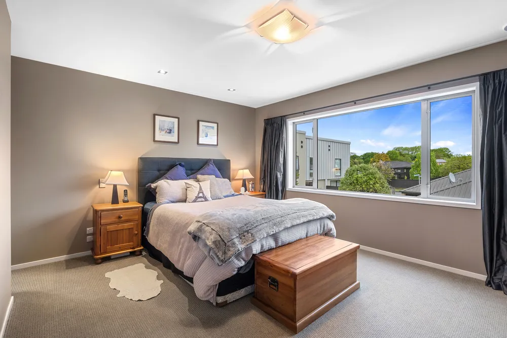 Photos of 204a Springfield Road
