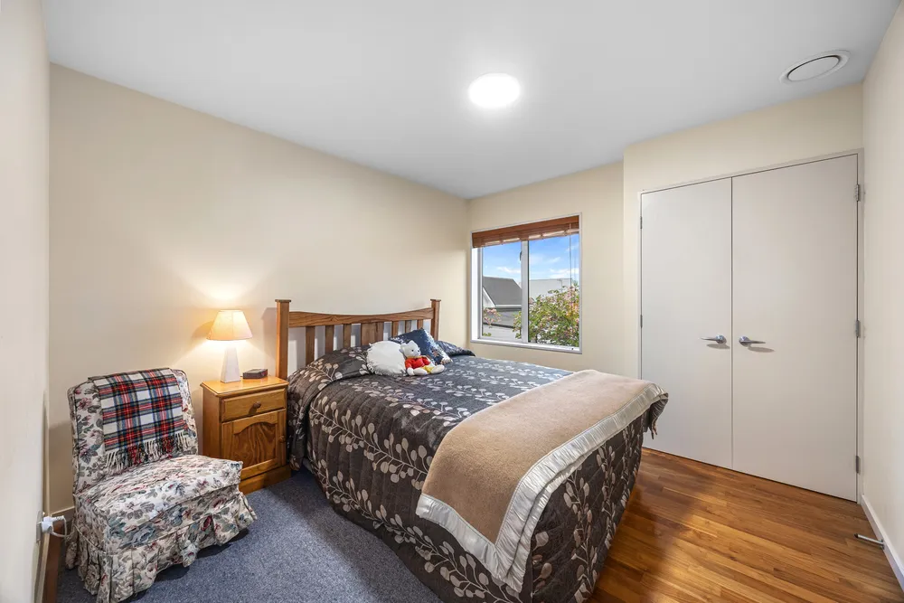 Photos of 204a Springfield Road