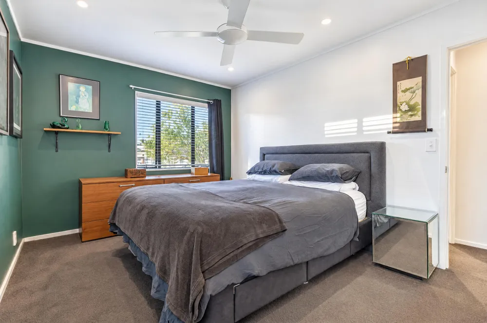 Photos of 34A Kenneth Avenue