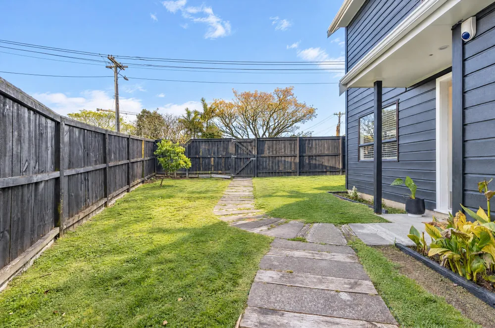 Photos of 34A Kenneth Avenue