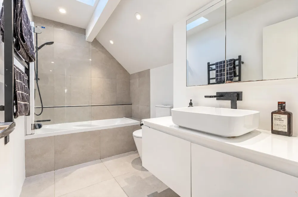 Photos of 34A Kenneth Avenue