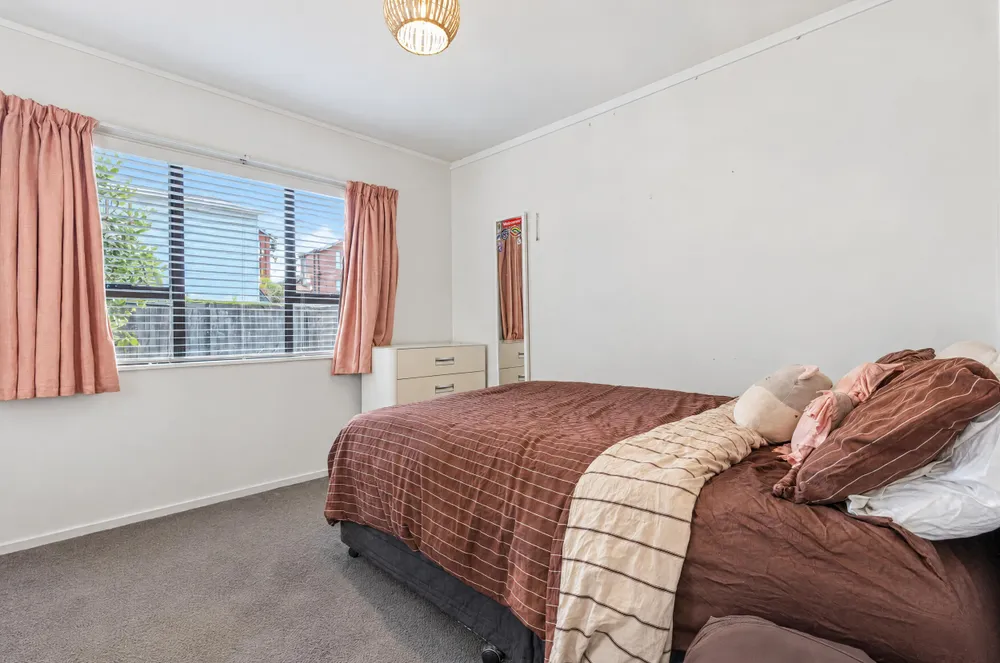 Photos of 34A Kenneth Avenue