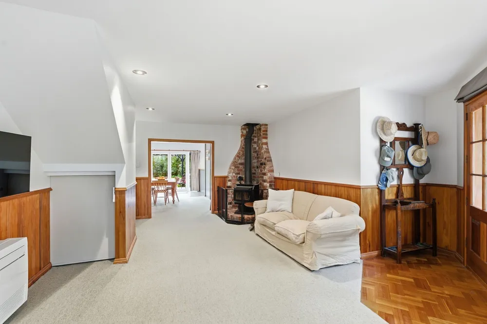 Photos of 52 Michaels Road