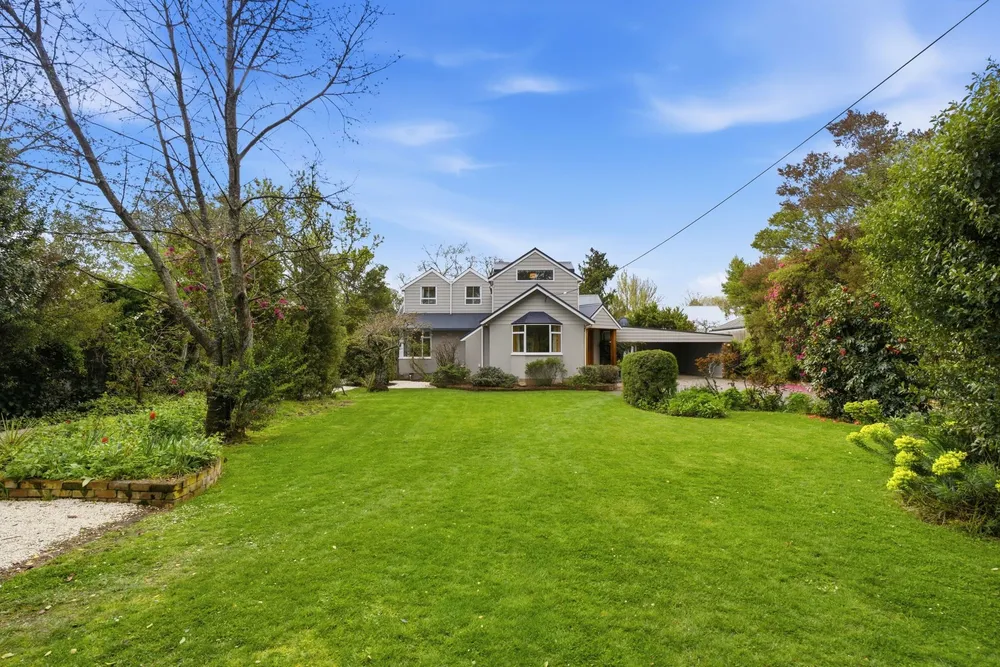 Photos of 52 Michaels Road