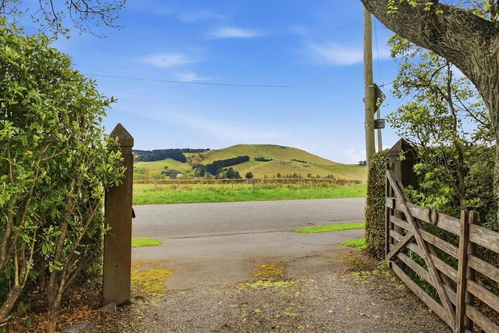 Photos of 52 Michaels Road