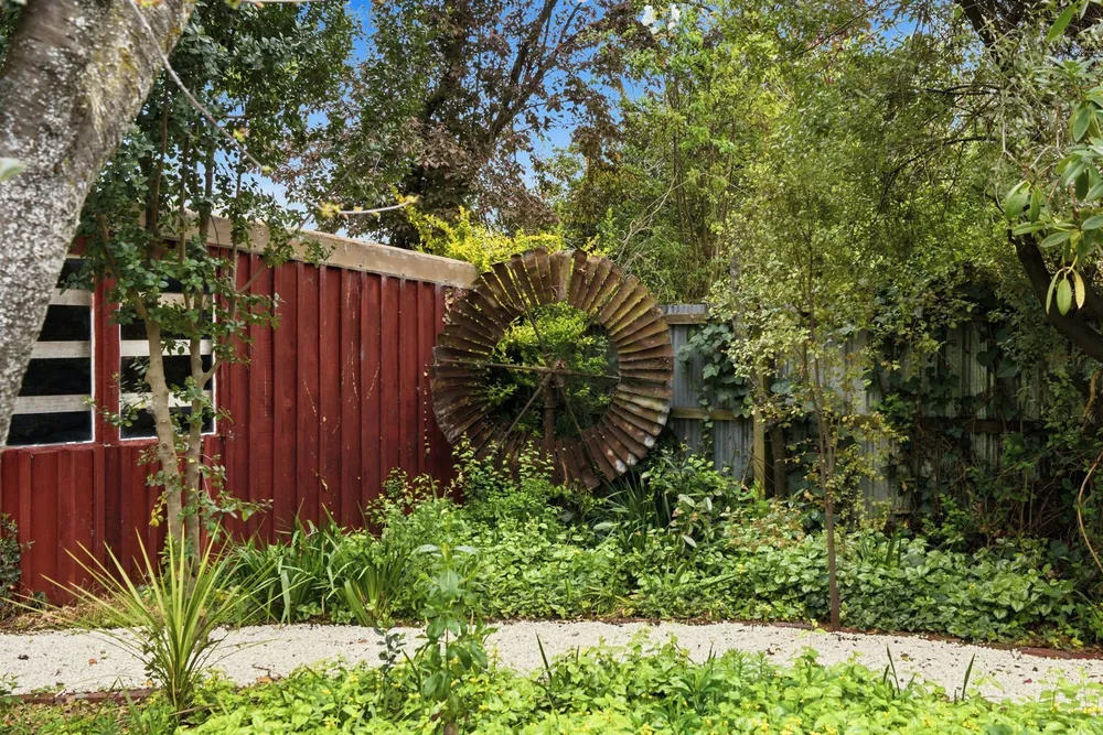 Photos of 52 Michaels Road