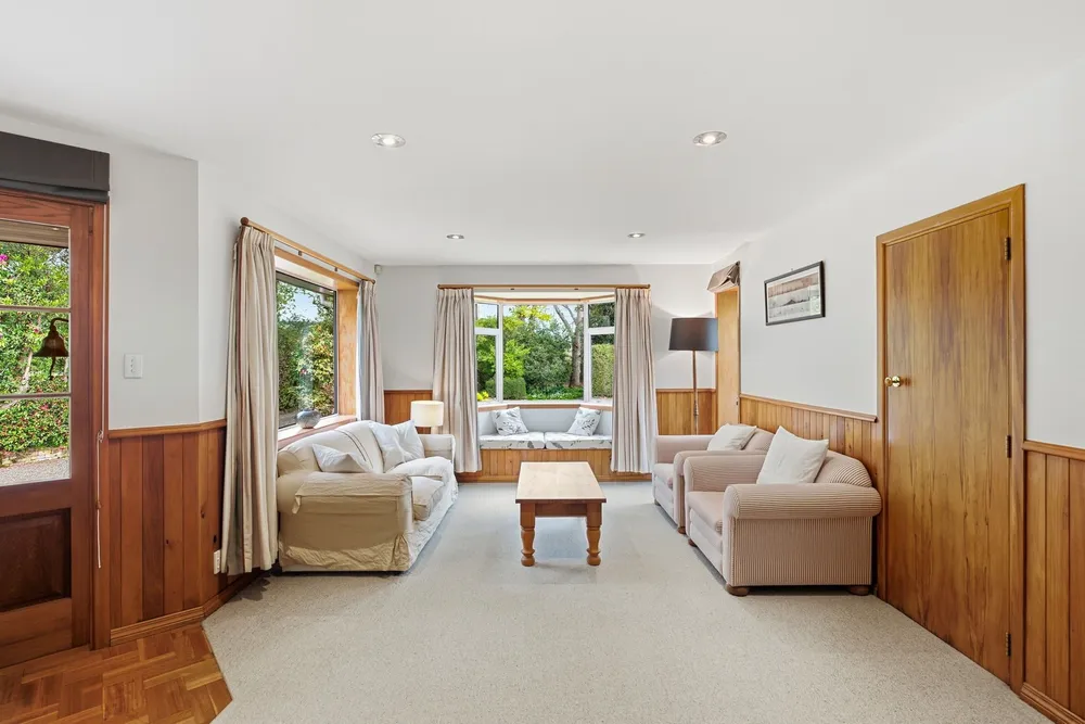 Photos of 52 Michaels Road