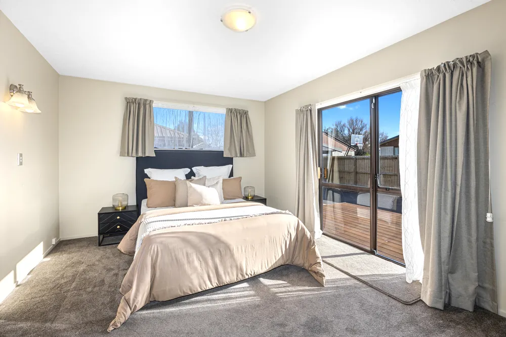 Photos of 31 Fusilier Street
