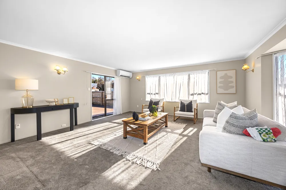Photos of 31 Fusilier Street