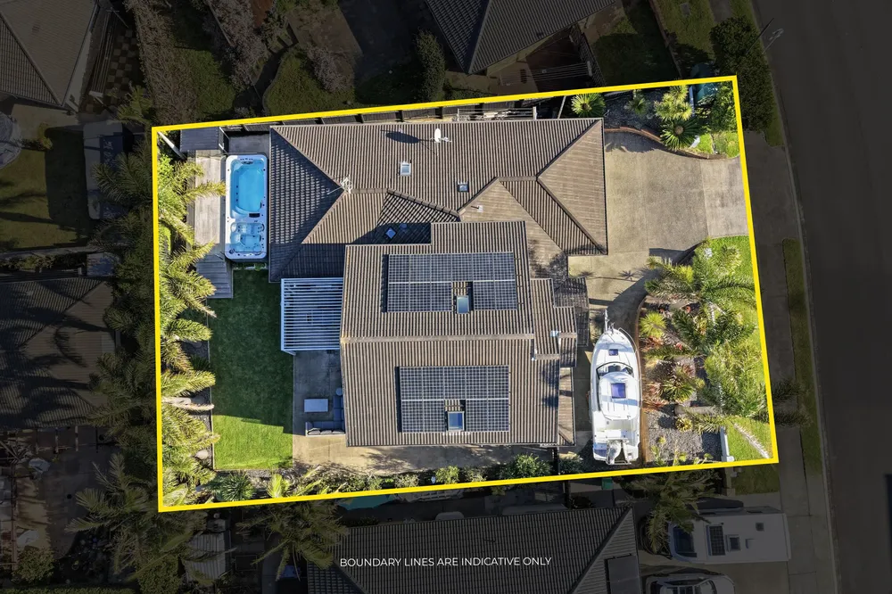 Photos of 99 Grovenor Drive