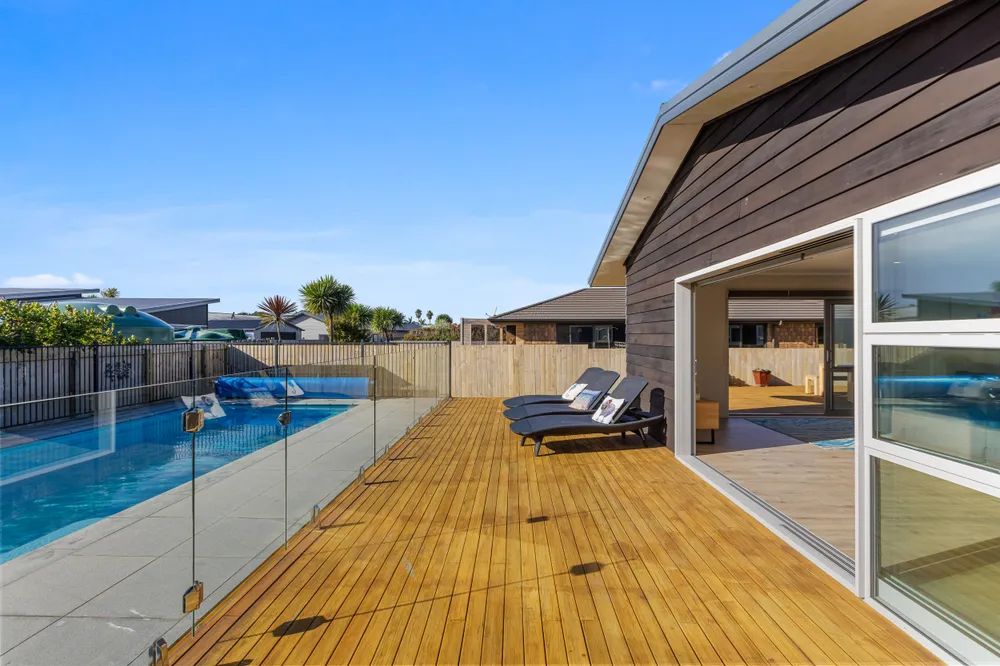 Photos of 34 Kedge Drive