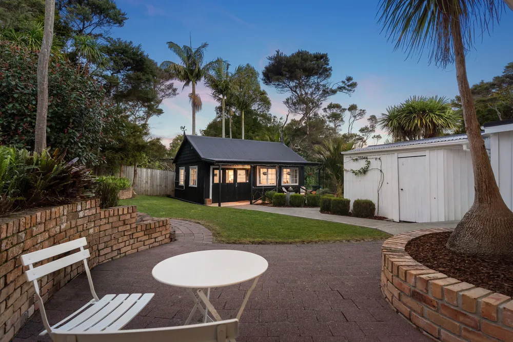 Photos of 38 Park Hill Road