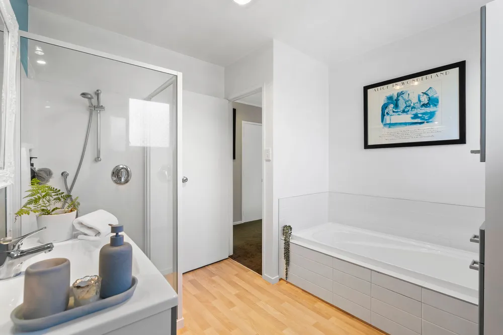 Photos of 38 Park Hill Road