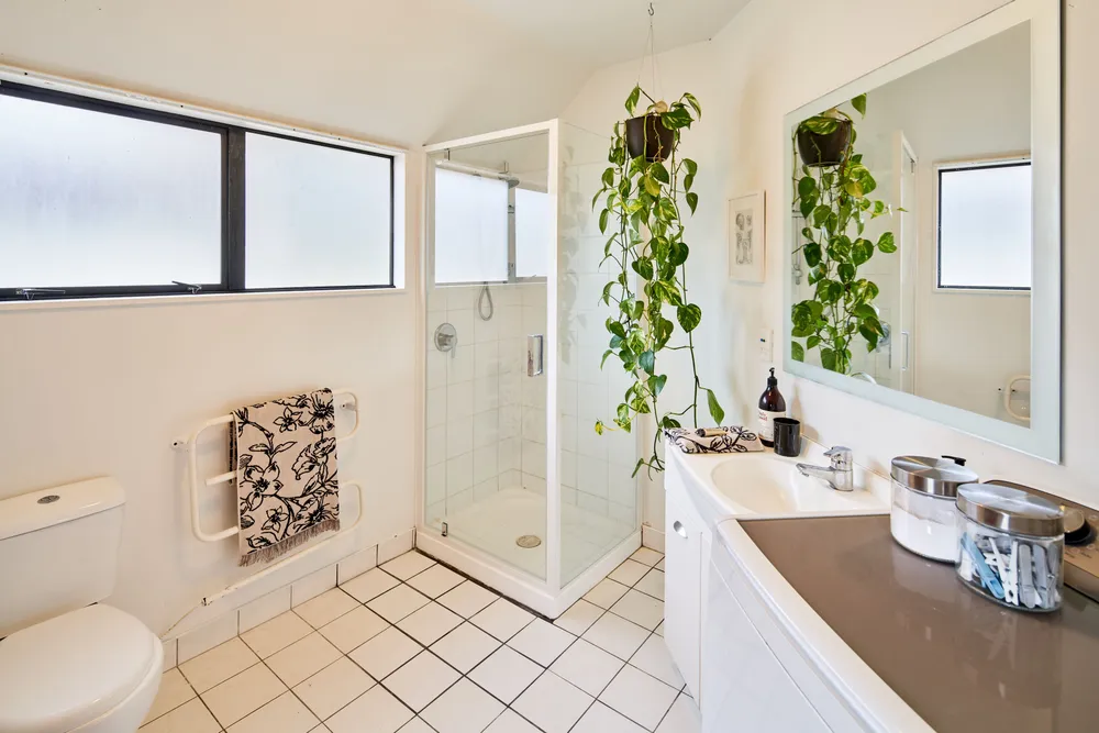 Photos of 408a Broadway