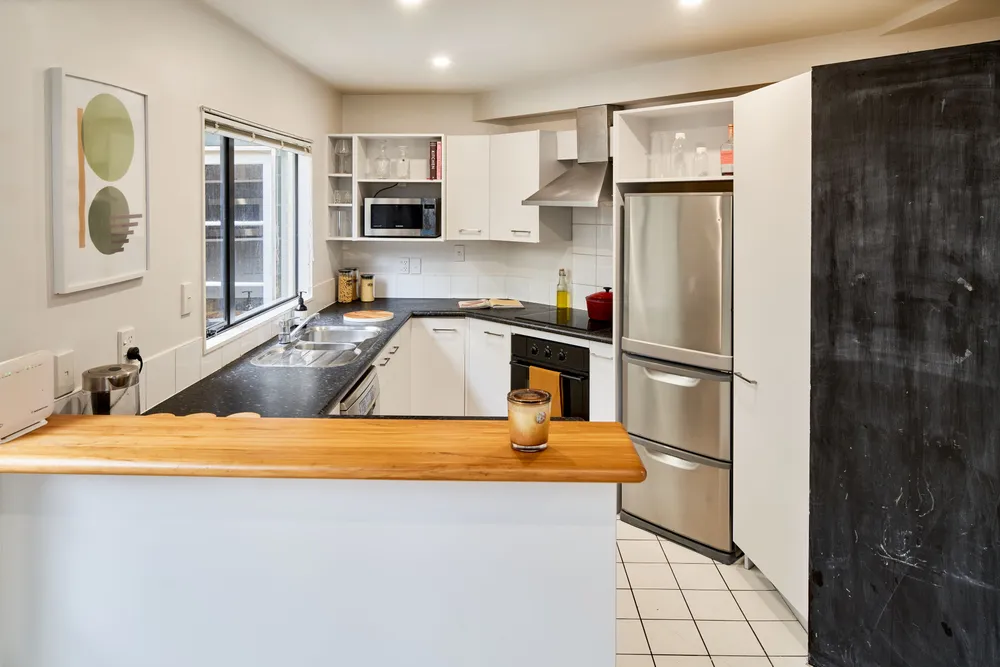 Photos of 408a Broadway