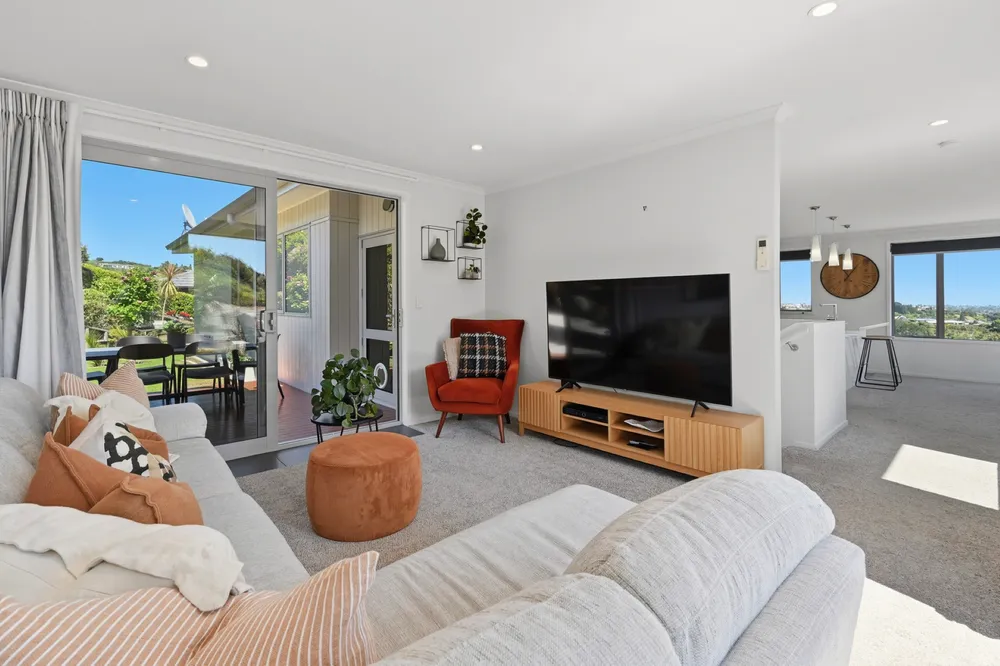 Photos of 43 Orion Drive