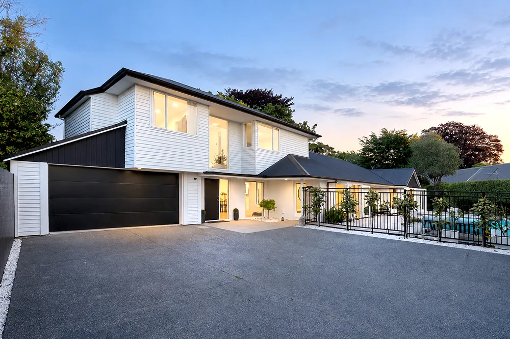 Photos of 12A Holmwood Road