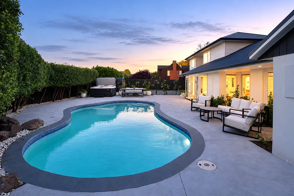 Photos of 12A Holmwood Road
