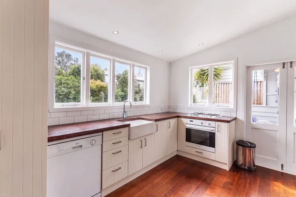 Photos of 41 Williamson Avenue