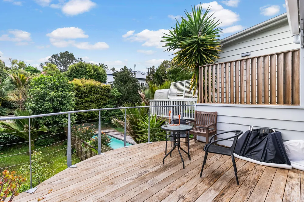 Photos of 41 Williamson Avenue