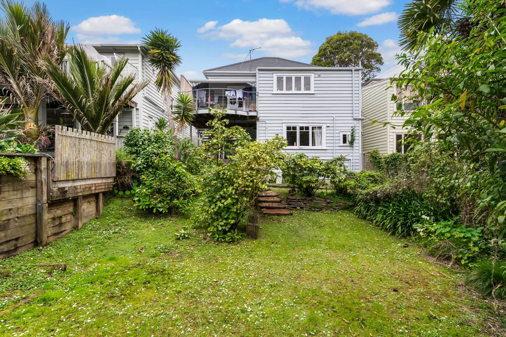 Photos of 41 Williamson Avenue