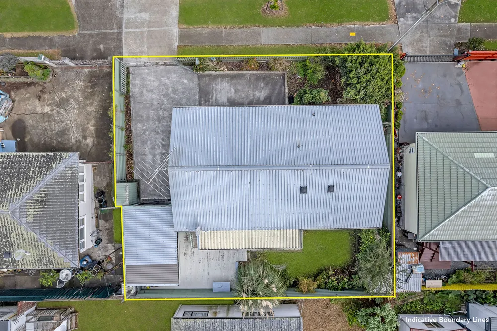 Photos of 32 Clendon Avenue