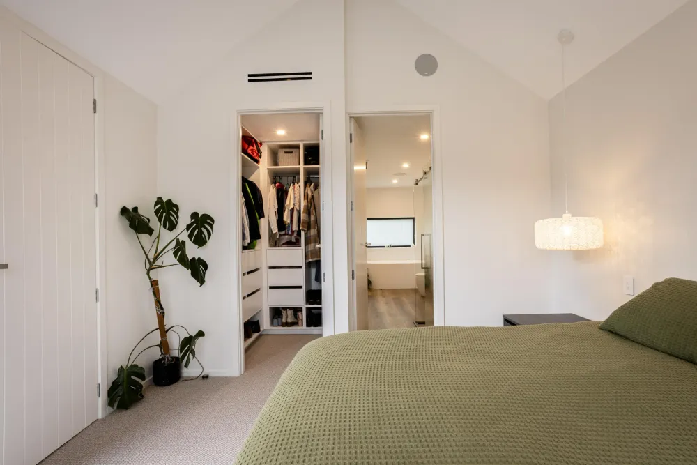 Photos of 106C Cannington Road