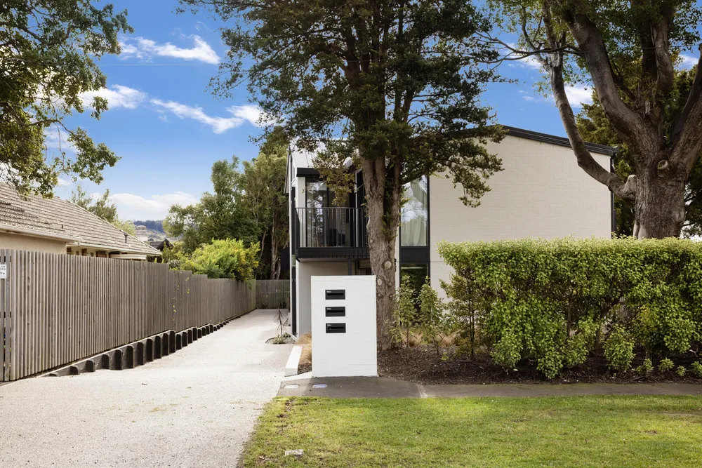 Photos of 106C Cannington Road