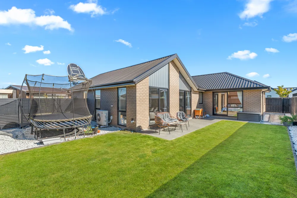 Photos of 88 Stationmasters Way