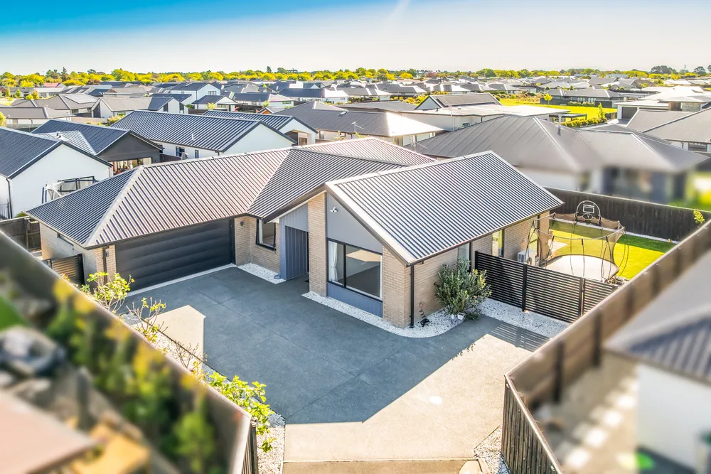 Photos of 88 Stationmasters Way