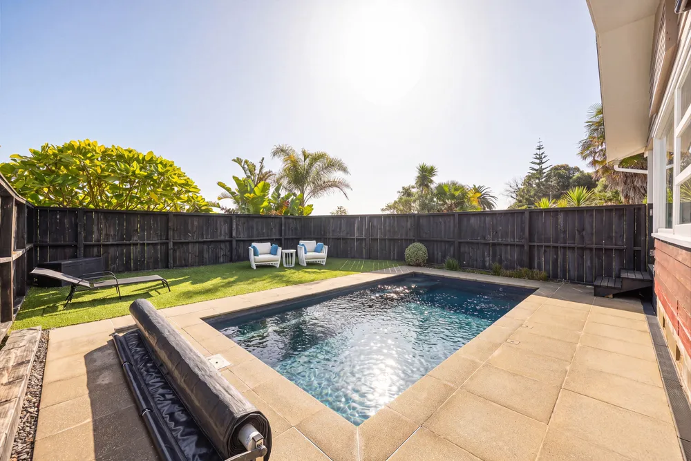 Photos of 46 Gibbs Crescent