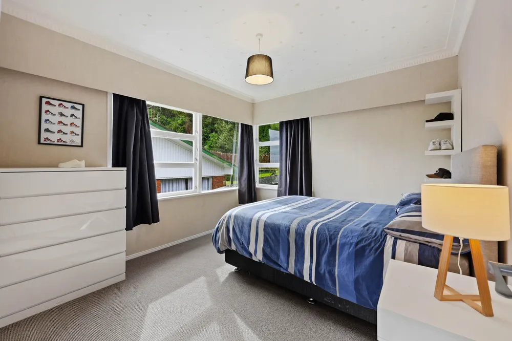 Photos of 46 Gibbs Crescent