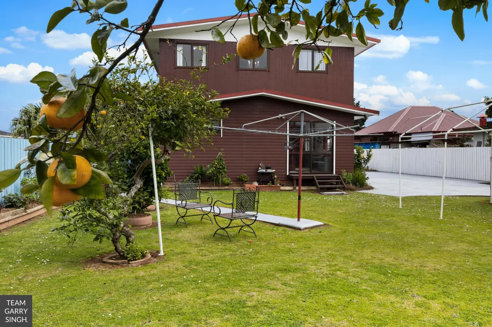 Photos of 11A Allenby Road