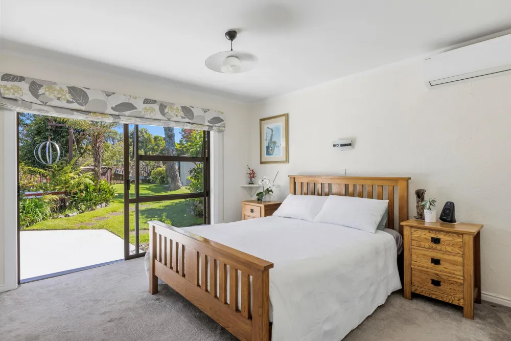Photos of 15 Edgewater Grove