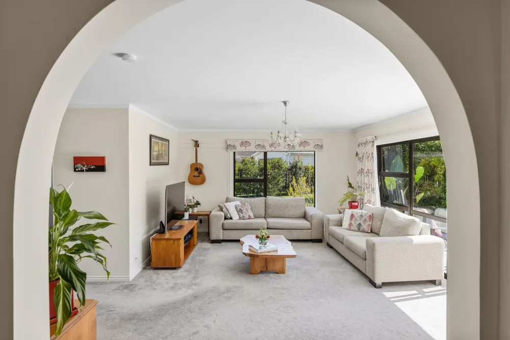 Photos of 15 Edgewater Grove