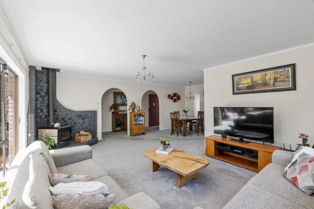 Photos of 15 Edgewater Grove