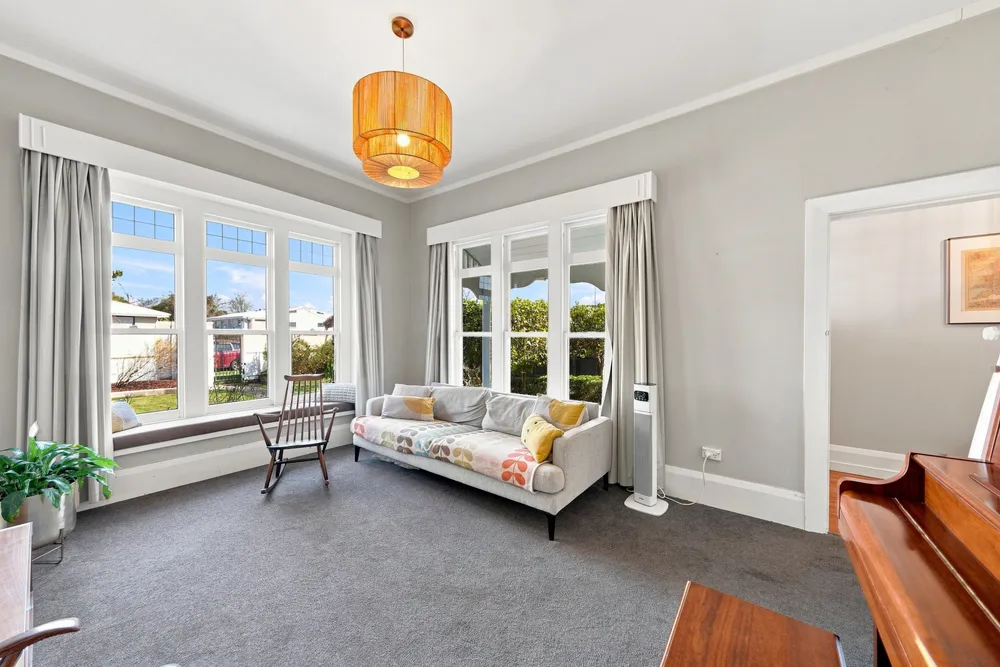 Photos of 216 Springfield Road